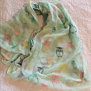 Owl scarf